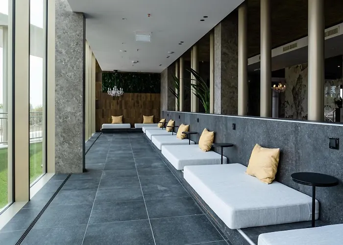 Vinifera Wine & 5 Stars Superior Hotel