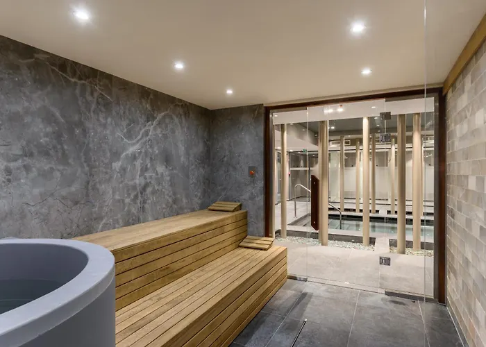 Hotel Vinifera Wine & 5 Stars Superior